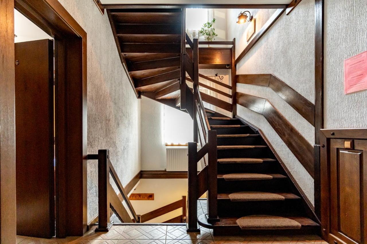 Tatariv Deluxe Hotel Екстериор снимка