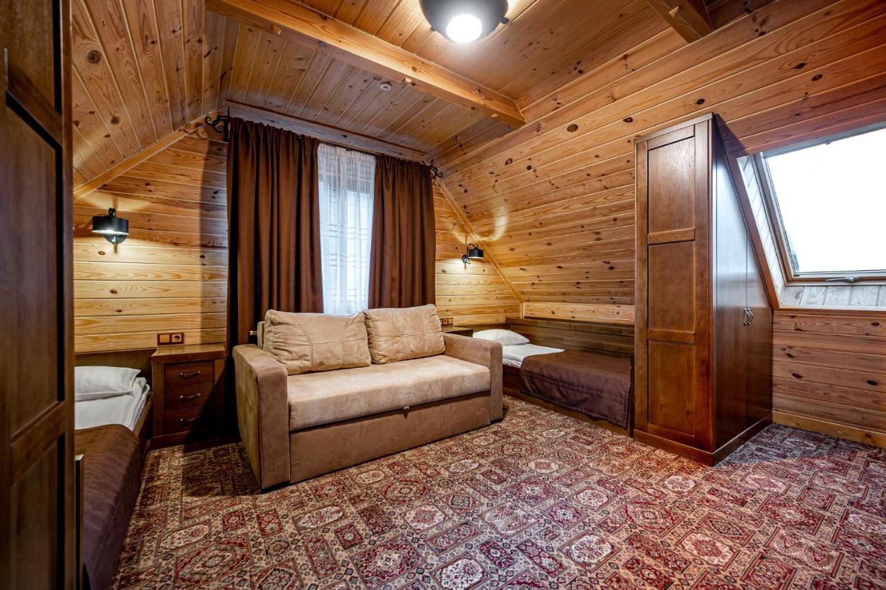 Tatariv Deluxe Hotel Екстериор снимка