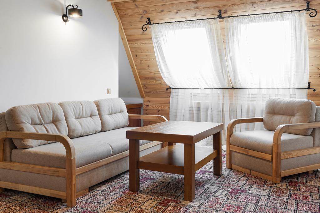 Tatariv Deluxe Hotel Екстериор снимка