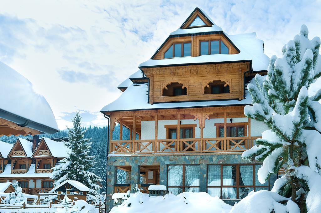 Tatariv Deluxe Hotel Екстериор снимка