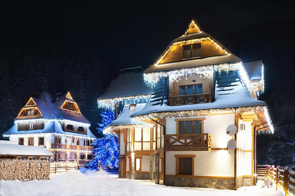 Tatariv Deluxe Hotel Екстериор снимка